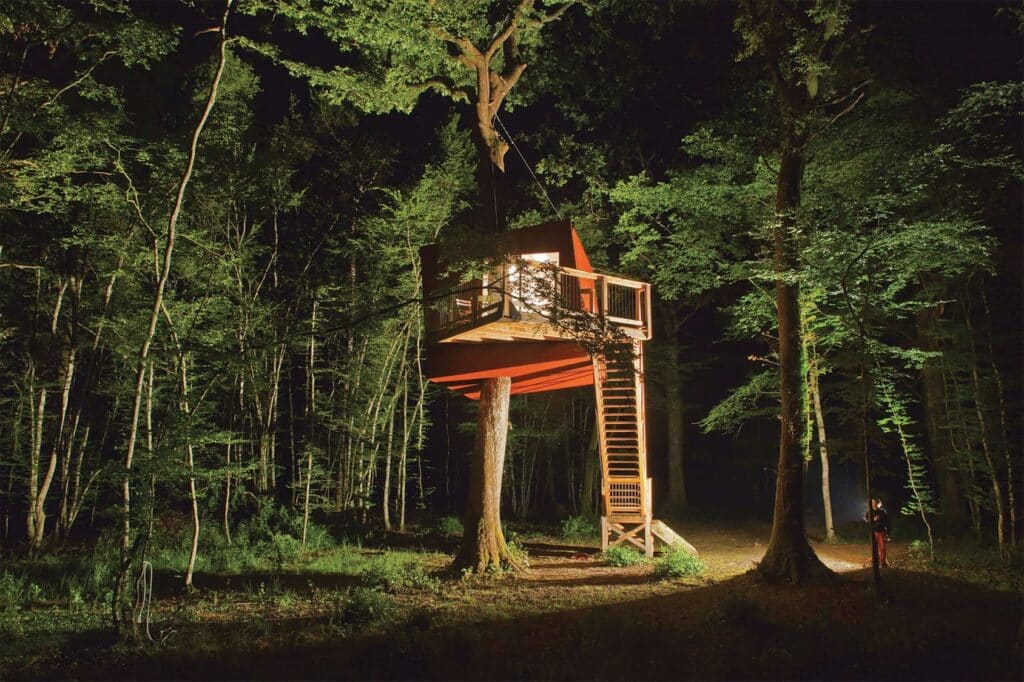 Au plus près de la nature le charme des cabanes perchées